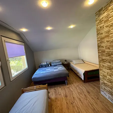 Nyaraló House By The Sea With Hot Tub