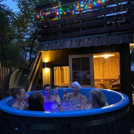 Дом отдыха House By The Sea With Hot Tub Рига