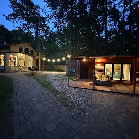 House By The Sea With Hot Tub Рига