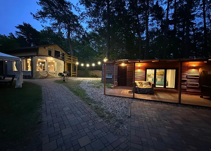 House By The Sea With Hot Tub Riga