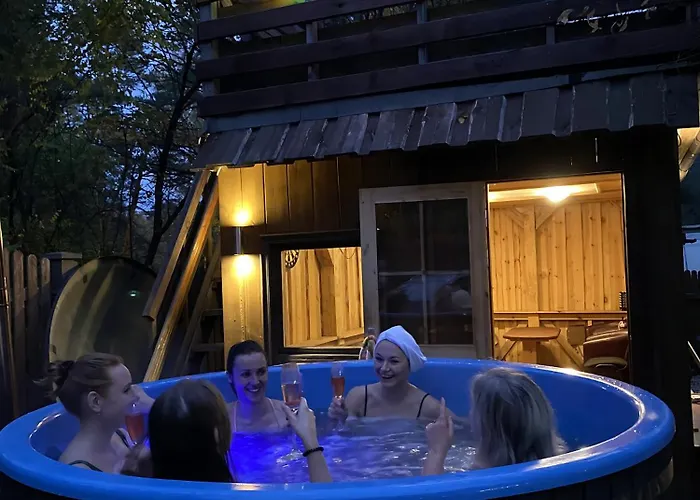 度假居 House By The Sea With Hot Tub *